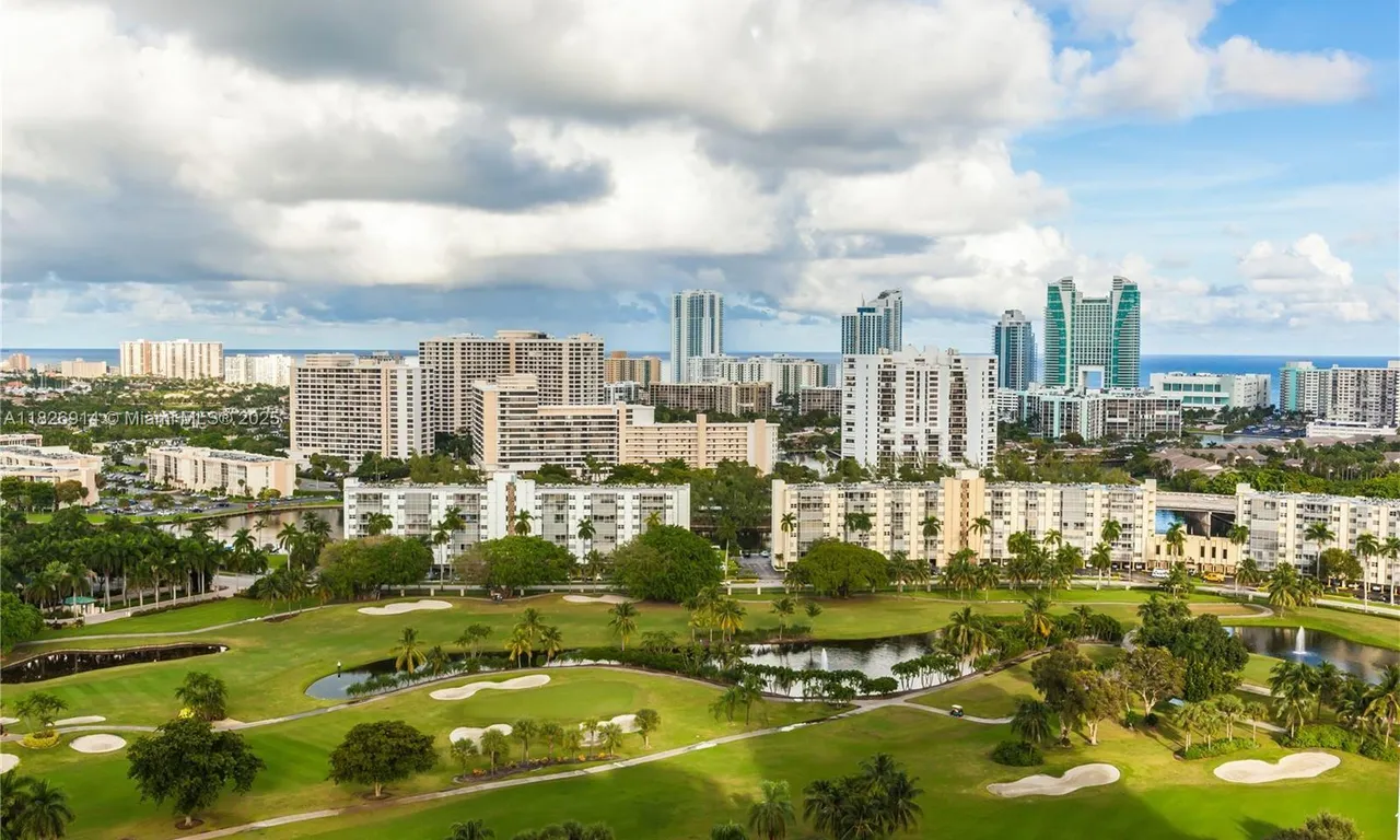 1745 E Hallandale Beach Blvd # 2203W, Hallandale Beach FL 33009