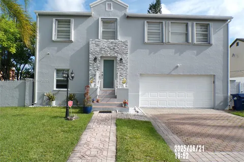 11900 SW 272nd Ter, Homestead FL 33032
