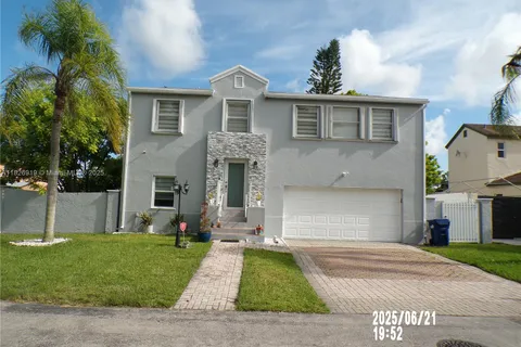 11900 SW 272nd Ter, Homestead FL 33032