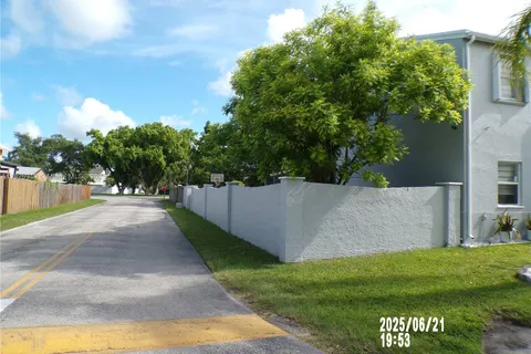 11900 SW 272nd Ter, Homestead FL 33032