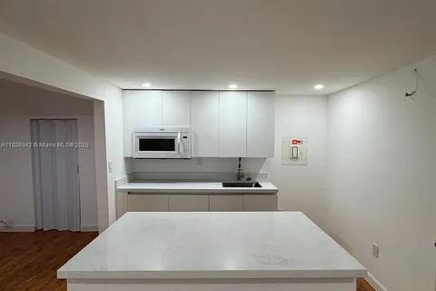 10805 NW 10th Ave # 2, Miami FL 33168