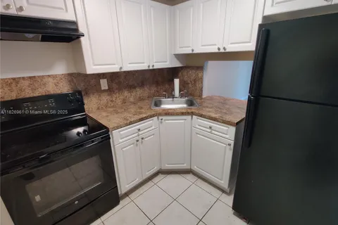 4550 NW 9th St # 310E, Miami FL 33126