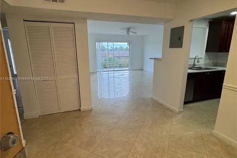 4848 NW 24th Ct # 322, Lauderdale Lakes FL 33313
