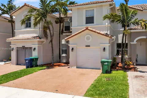 24520 SW 109th Pl, Homestead FL 33032