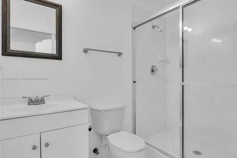 24520 SW 109th Pl, Homestead FL 33032
