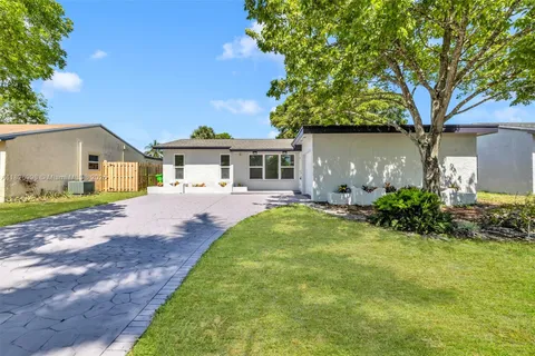 4331 NW 115th Terr., Sunrise FL 33323