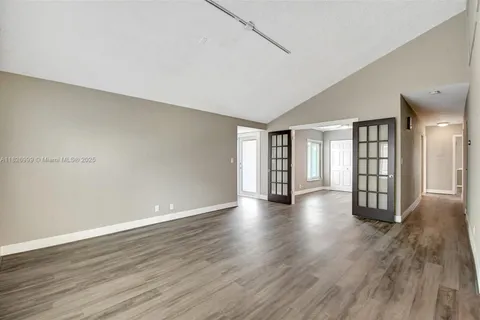 11120 NW 26th Pl, Sunrise FL 33322