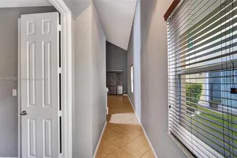 2057 SE Avon Park Dr, Port St. Lucie FL 34952
