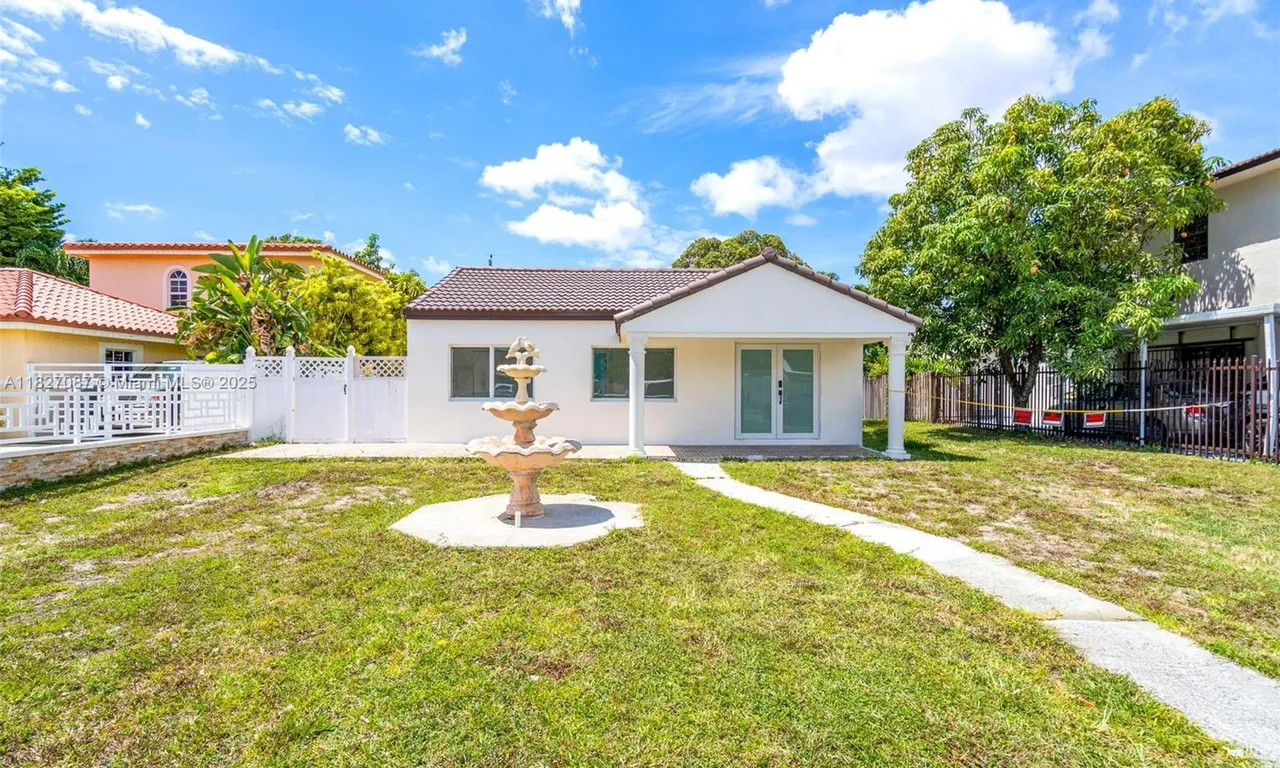 770 SE 5th Pl, Hialeah FL 33010