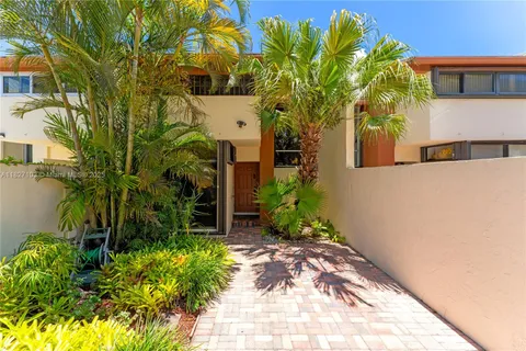 7909 SW 105th Ave, Miami FL 33173