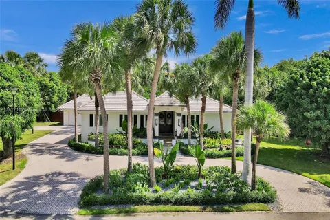 6731 SW 138th St, Palmetto Bay FL 33158