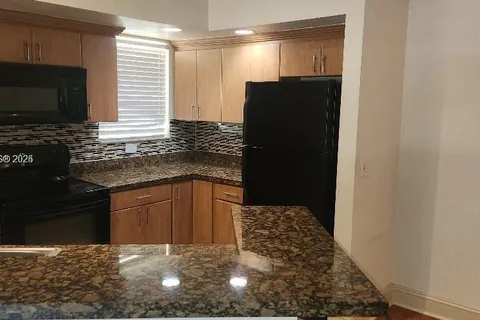 437 Vista Isles Dr # 2221, Sunrise FL 33325