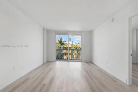 401 Ocean Dr # 403, Miami Beach FL 33139