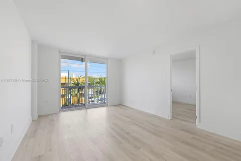 401 Ocean Dr # 403, Miami Beach FL 33139
