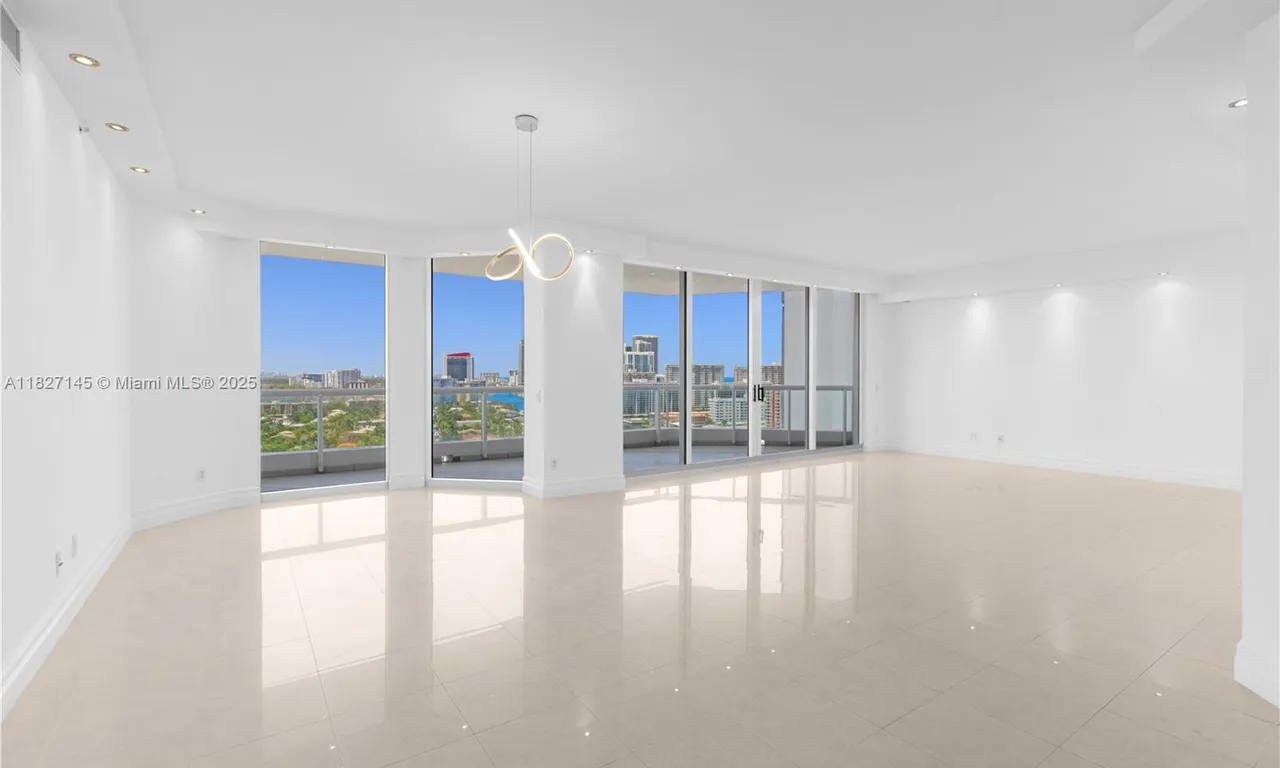 21200 NE 38th Ave # 1802, Aventura FL 33180