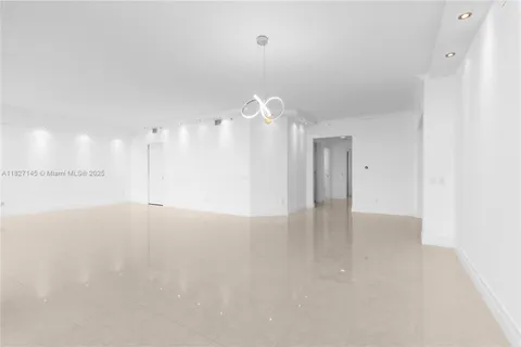 21200 NE 38th Ave # 1802, Aventura FL 33180