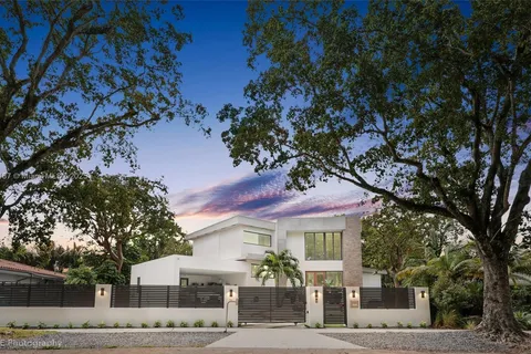 56 Samana Dr, Miami FL 33133