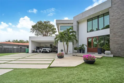 56 Samana Dr, Miami FL 33133