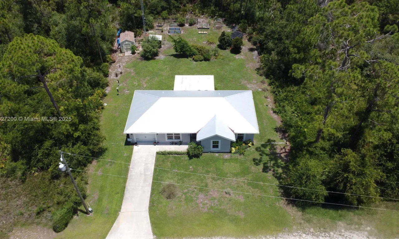3267 Forbes Dr, Lake Placid FL 33852