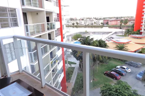 1301 NE Miami Gardens Dr # 621W, Miami FL 33179