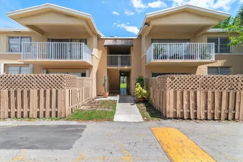 4110 NW 79th Ave # 2C, Doral FL 33166