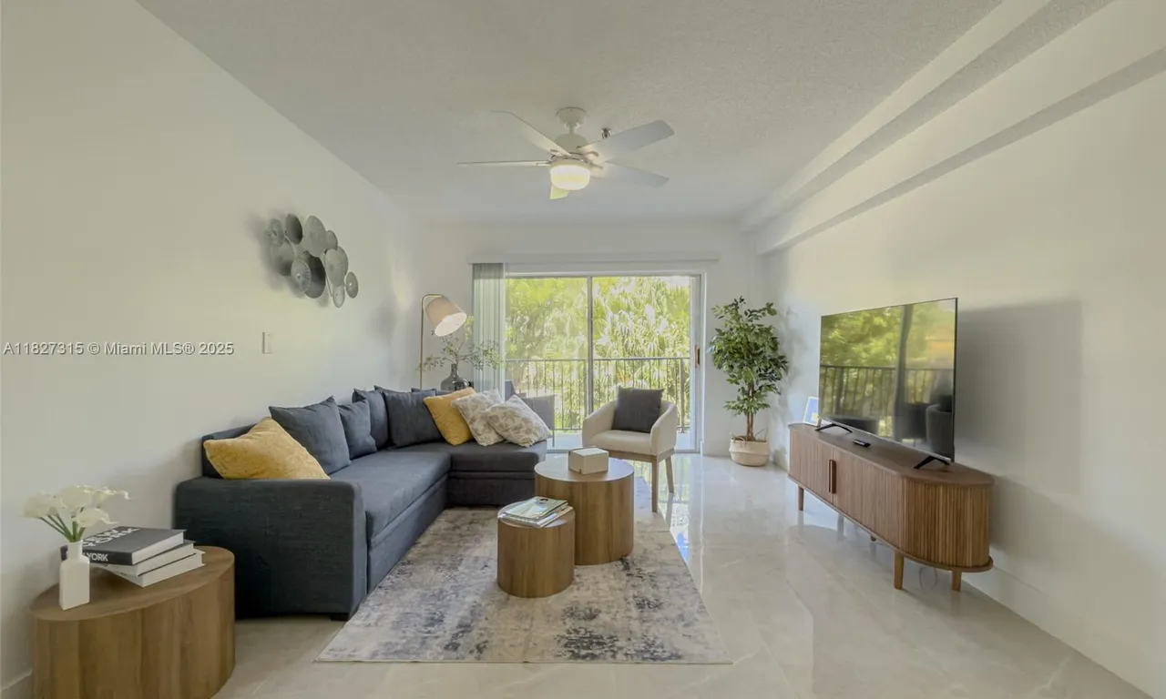 250 NE 181st Dr # 107, Sunny Isles Beach FL 33160