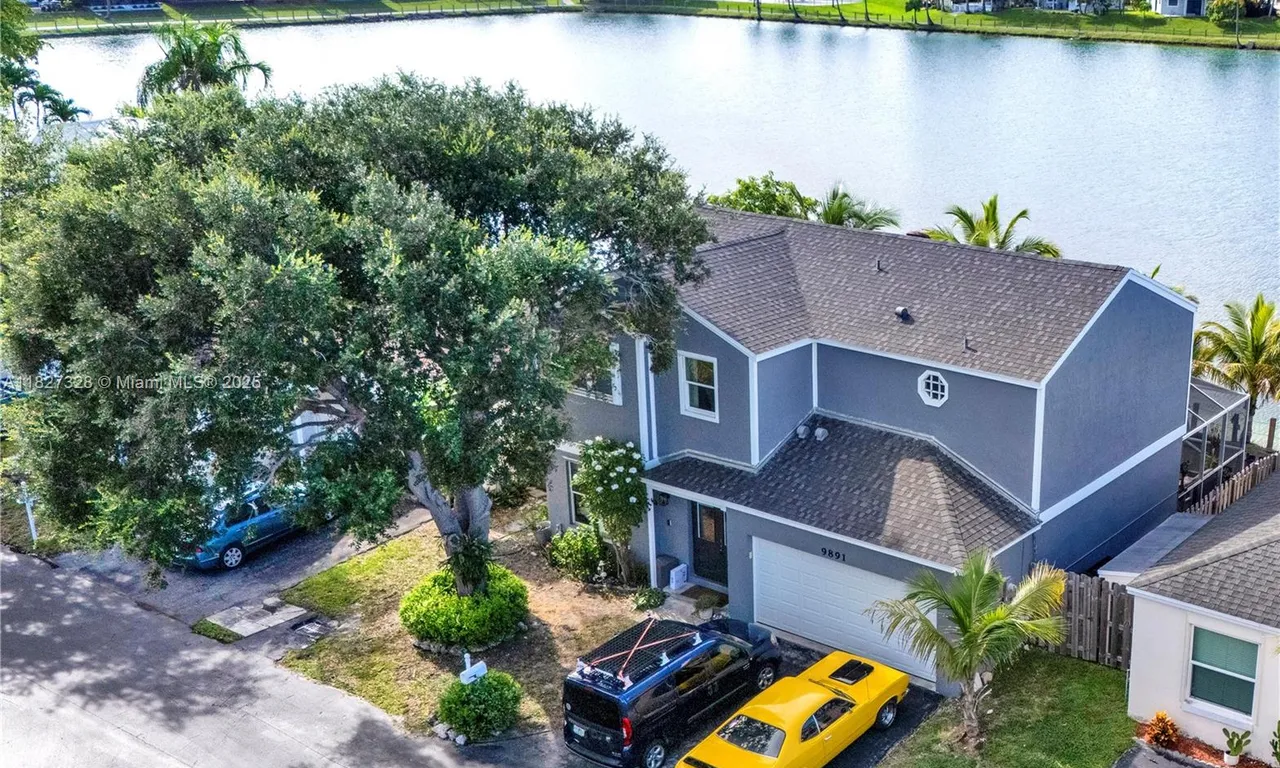 9891 SW 221st Ter, Cutler Bay FL 33190