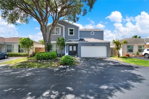 9891 SW 221st Ter, Cutler Bay FL 33190