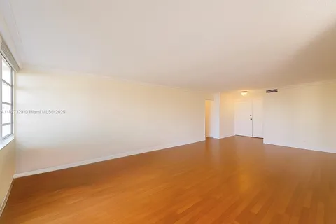 251 174th St # 115, Sunny Isles Beach FL 33160