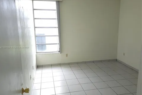 8821 W Flagler St # 112, Miami FL 33174