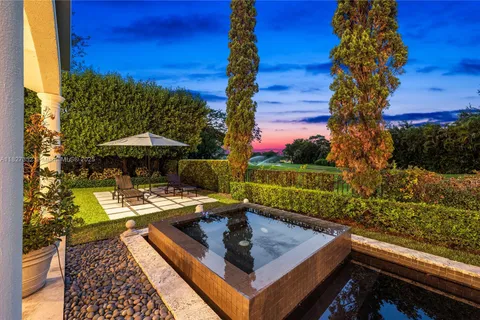 1171 Tiara Ct, Coral Gables FL 33134