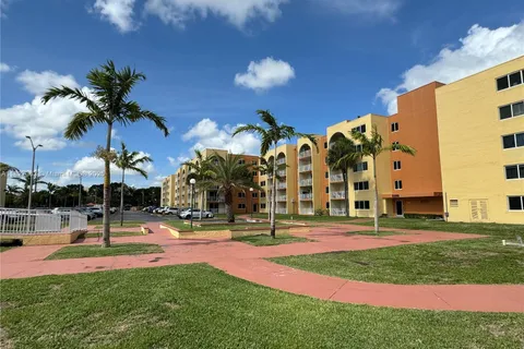6970 NW 186th St # 406, Hialeah FL 33015