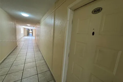 6970 NW 186th St # 406, Hialeah FL 33015