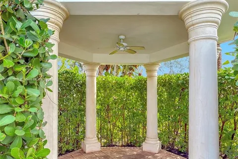 1601 SW 113th Ave, Pembroke Pines FL 33025