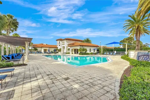 1601 SW 113th Ave, Pembroke Pines FL 33025