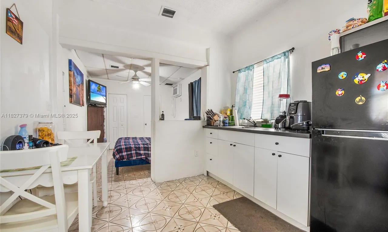 4521 SW 5th Ter # 1, Miami FL 33134