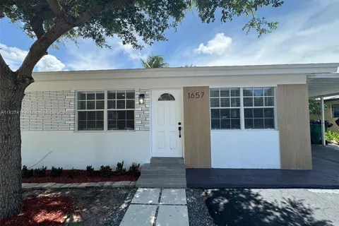 1657 SW 44th Ave, Fort Lauderdale FL 33317
