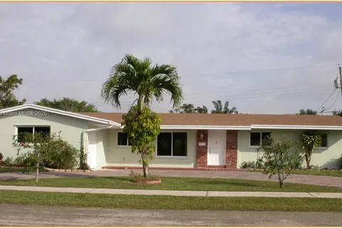 8791 SW 87th St, Miami FL 33173