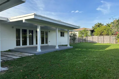 8791 SW 87th St, Miami FL 33173