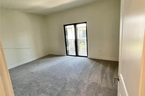 4625 NW 83rd Path # 4625, Doral FL 33166