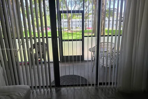 6800 Cypress Rd # 106, Plantation FL 33317