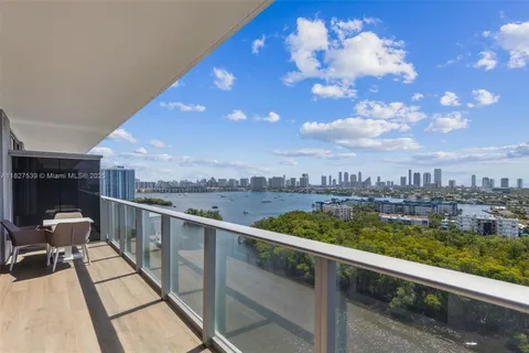 16385 Biscayne Blvd # 1618, North Miami Beach FL 33160