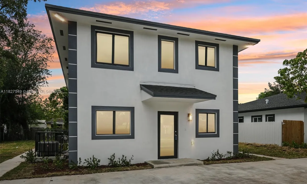 10340 NW 29th Ave, Miami FL 33147