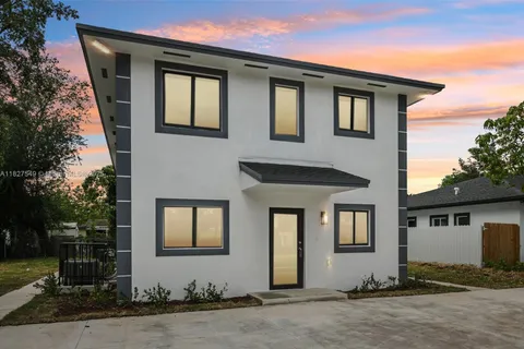 10340 NW 29th Ave, Miami FL 33147