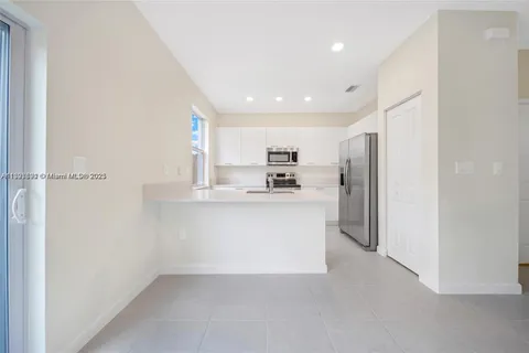 12918 NW 23rd Pl # 12918, Miami FL 33167