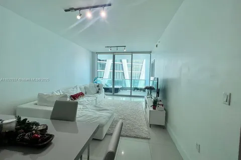 900 Biscayne Blvd # 3210, Miami FL 33132