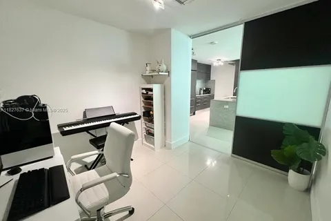 900 Biscayne Blvd # 3210, Miami FL 33132