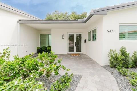 9471 SW 10th St, Miami FL 33174