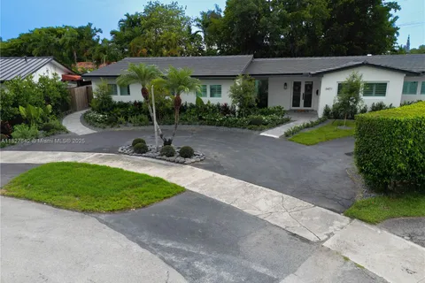 9471 SW 10th St, Miami FL 33174