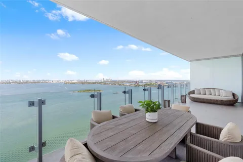 700 NE 26th Ter # 3101, Miami FL 33137